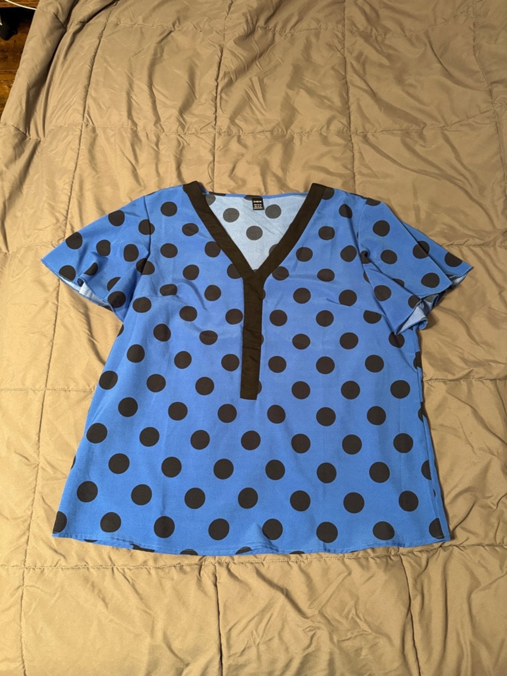 SHEIN Blue Polka Dot V-Neck Blouse with Black Trim